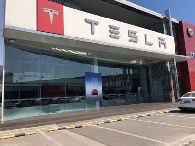 拿下国产“准生证” 特斯拉在华挑战BBA 道路机动车辆生产新篇章